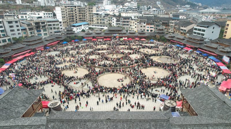 2023年凱里舟溪甘囊香蘆笙節(jié)盛景。張洪淵攝