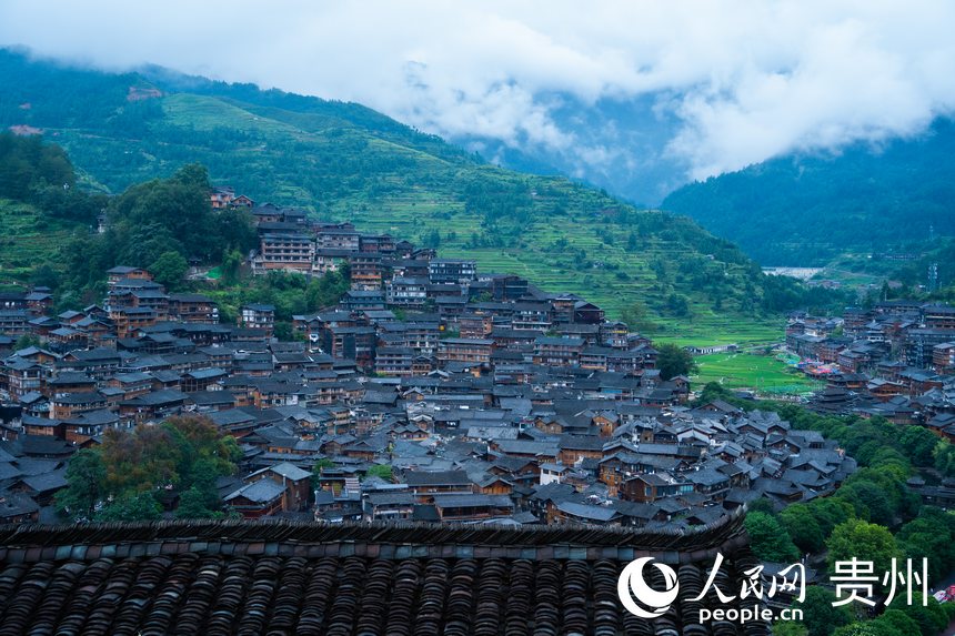 西江千戶苗寨。人民網(wǎng) 陽茜攝