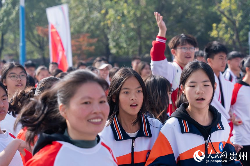 比賽現(xiàn)場(chǎng)。人民網(wǎng)記者 涂敏攝