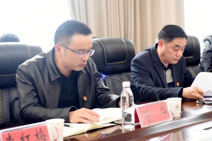 印江：“聯(lián)建互學(xué)+模擬課堂”推動(dòng)機(jī)關(guān)黨建走“新”更走“心”。