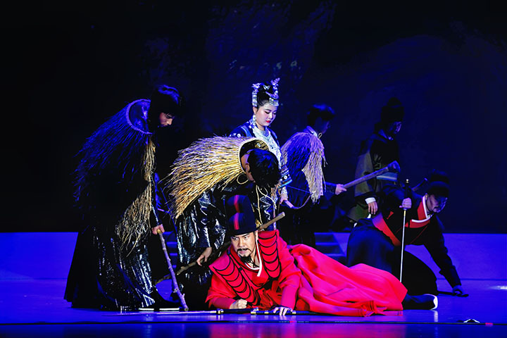 貴州原創(chuàng)歌劇《王陽(yáng)明》貴州大學(xué)專場(chǎng)演出現(xiàn)場(chǎng)。蘭澤州攝