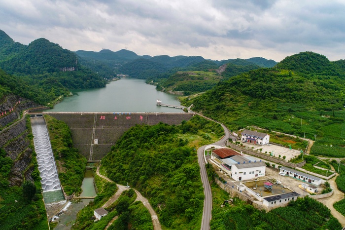勝土水庫溢洪（盧錫江 攝）.jpg