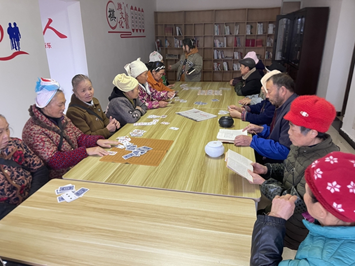 龍泉社區(qū)老年活動中心。