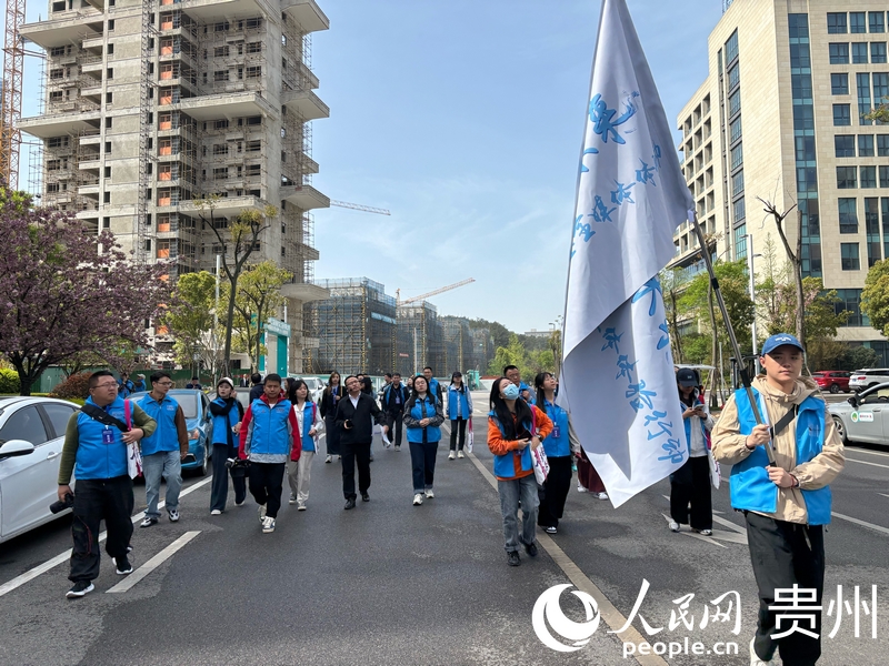 采訪活動(dòng)正式啟動(dòng)。人民網(wǎng)記者 高華攝